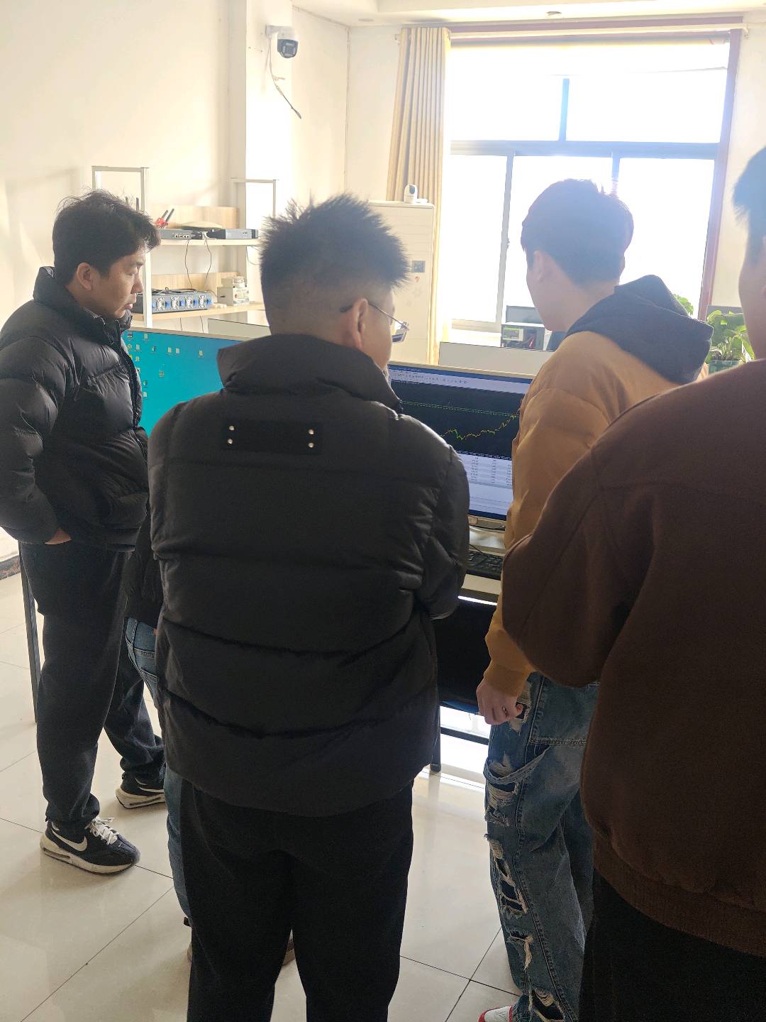 林先生其他供需海外轻创项目当天可现绿色正规，操作简单