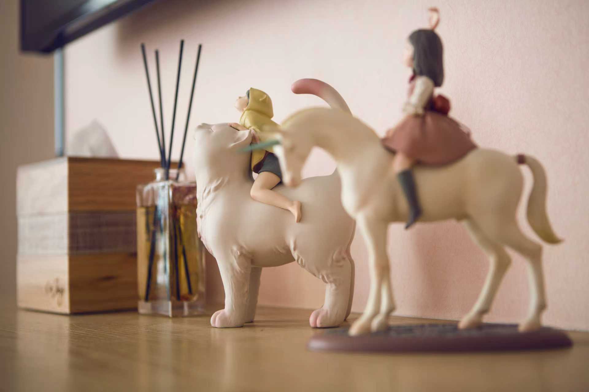 李倩倩品牌折扣雕塑摆件