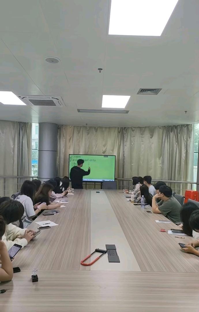 赵先生其他供需招合伙人，新媒体劳务，介绍一人到工厂2000-5000元，人人可做