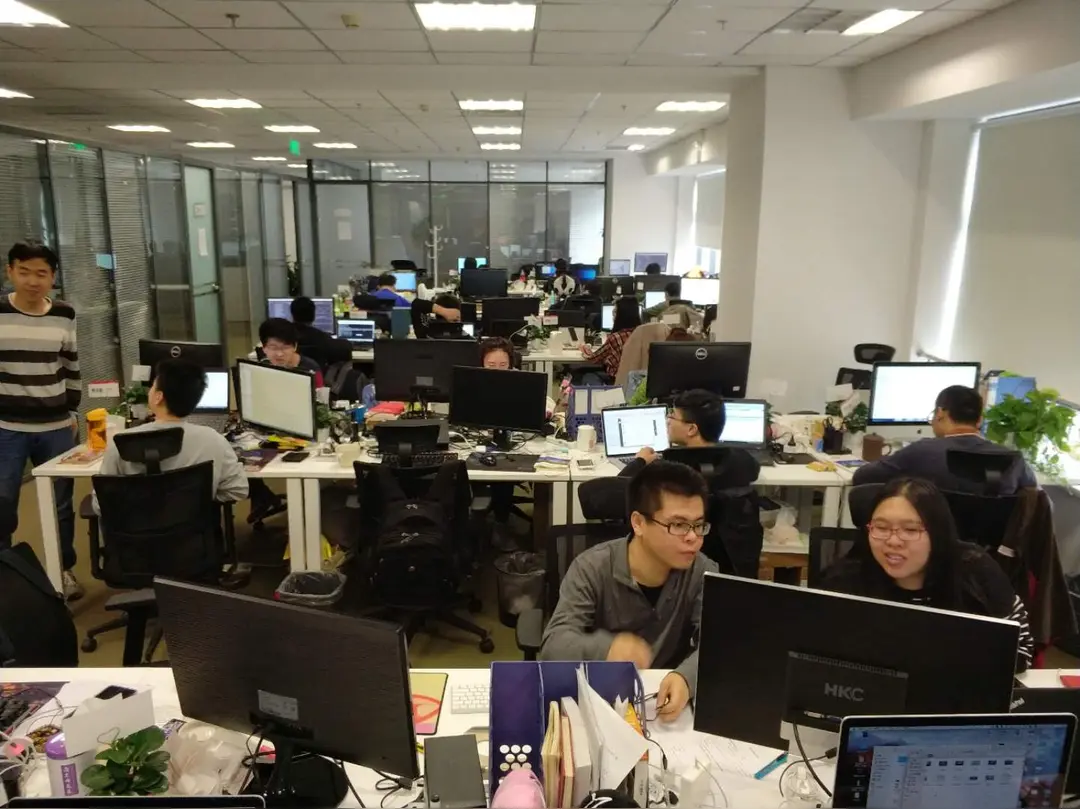 徐晨找合伙人新媒体合伙人日收入*