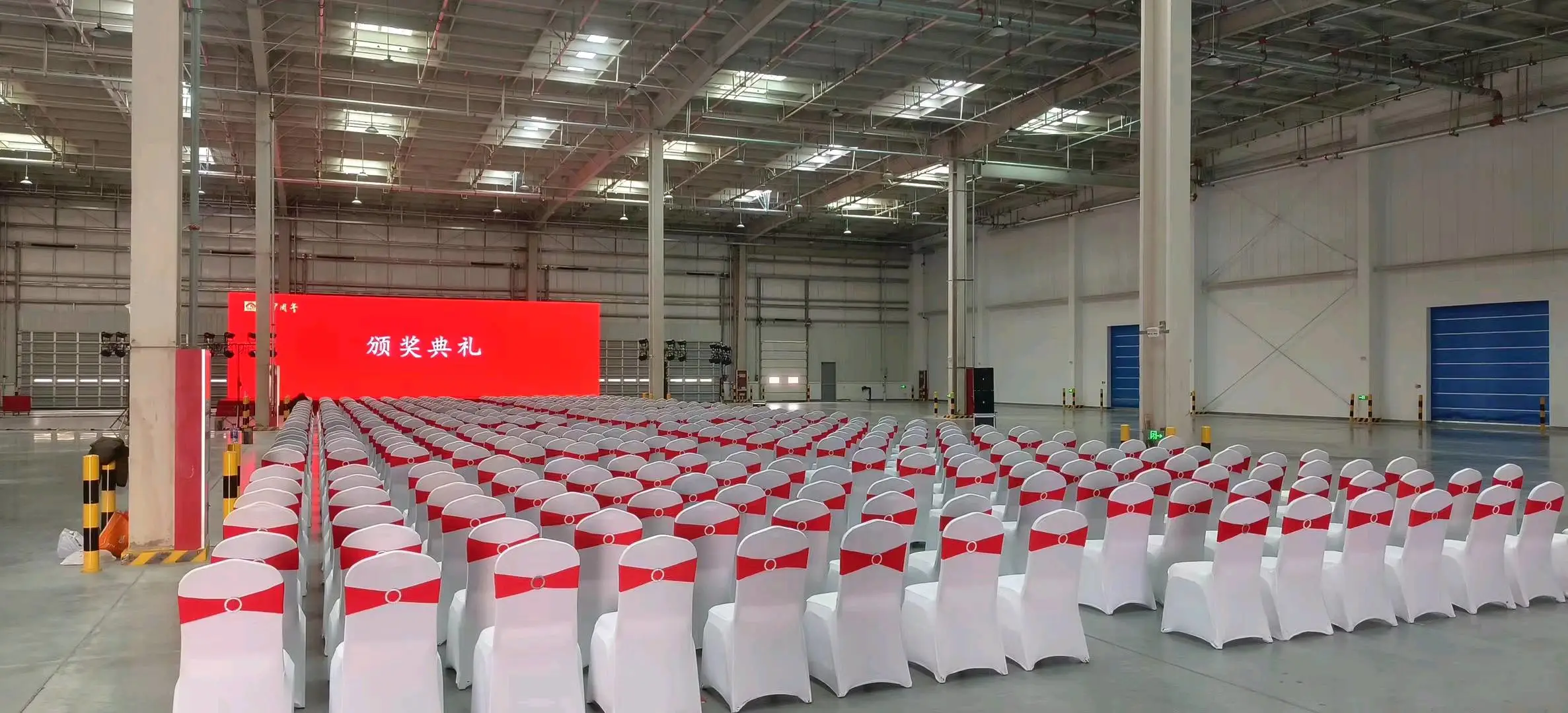 李先生提供音响灯光大屏搭建设备物料,可低价合作