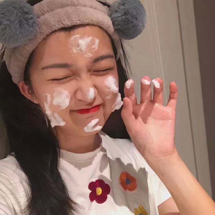 李女士