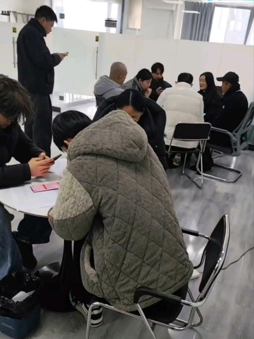 蒙先生APP拉新一手渠道日结，没有任何费用