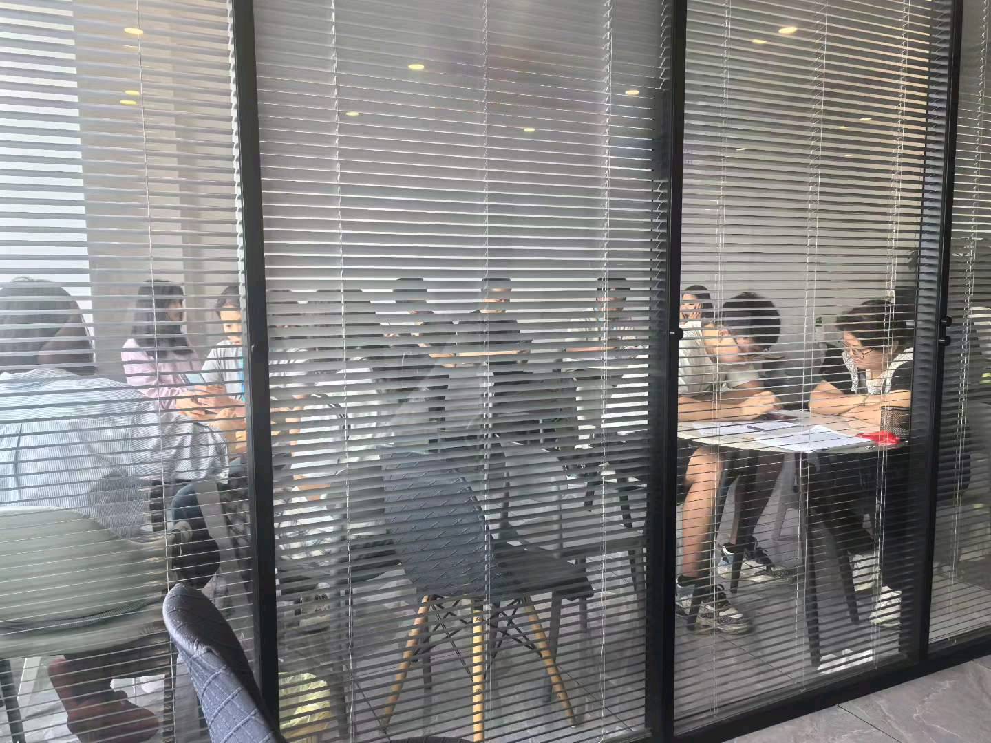 徐先生找合伙人无需任何加盟费,也不需要抽佣,所有产品当天结算,百款APP,全程陪跑!