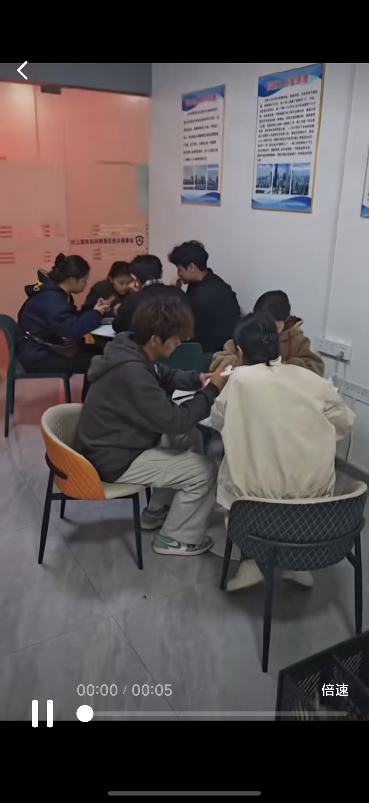 张博雯找合伙人app拉新工作室一手资源，总部垫付兜
底