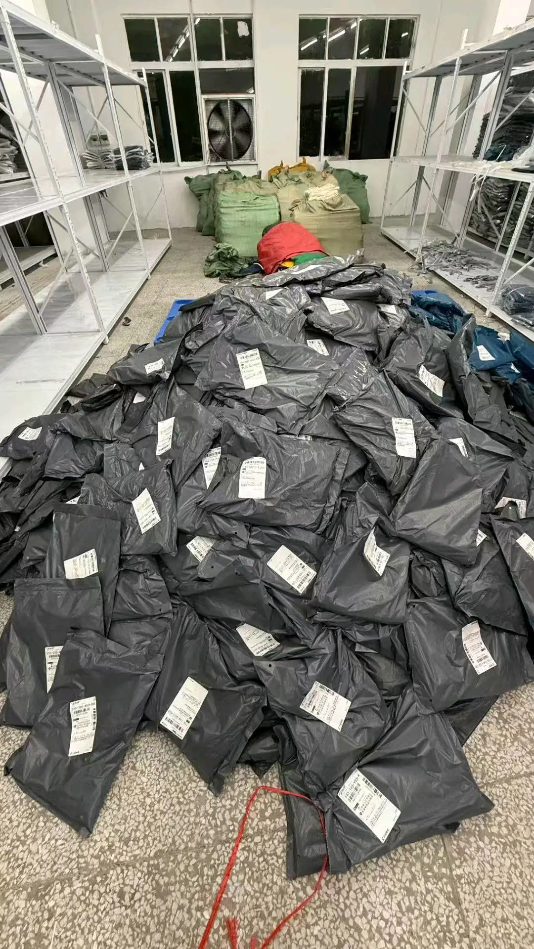 张振豪品牌货源我们是供应链,做抖店一件代发,自家有对接的主播我们需要带货分销需要合作