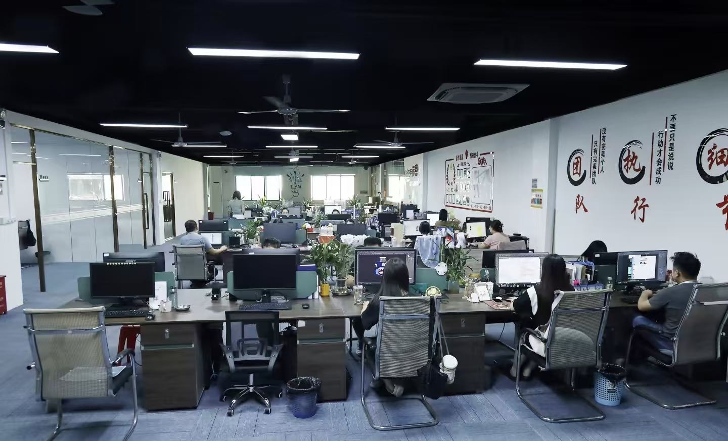 陈先生找合伙人拼多多店铺合作，无需基础小白可做，全程运营教学陪跑0收费