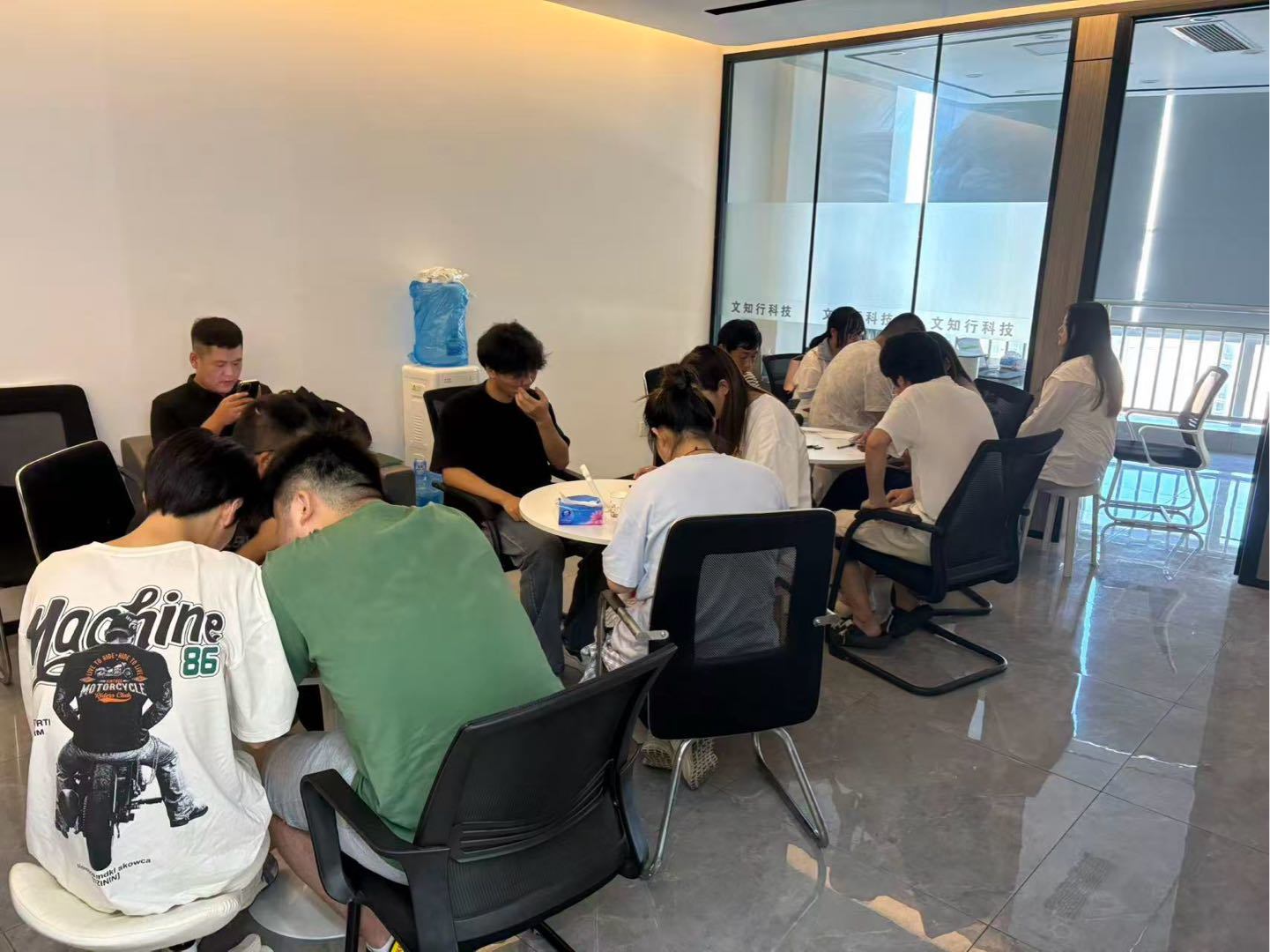 时先生其他供需APP拉新项目，简单注册为主，几分钟完成一个，可工作室网推地推