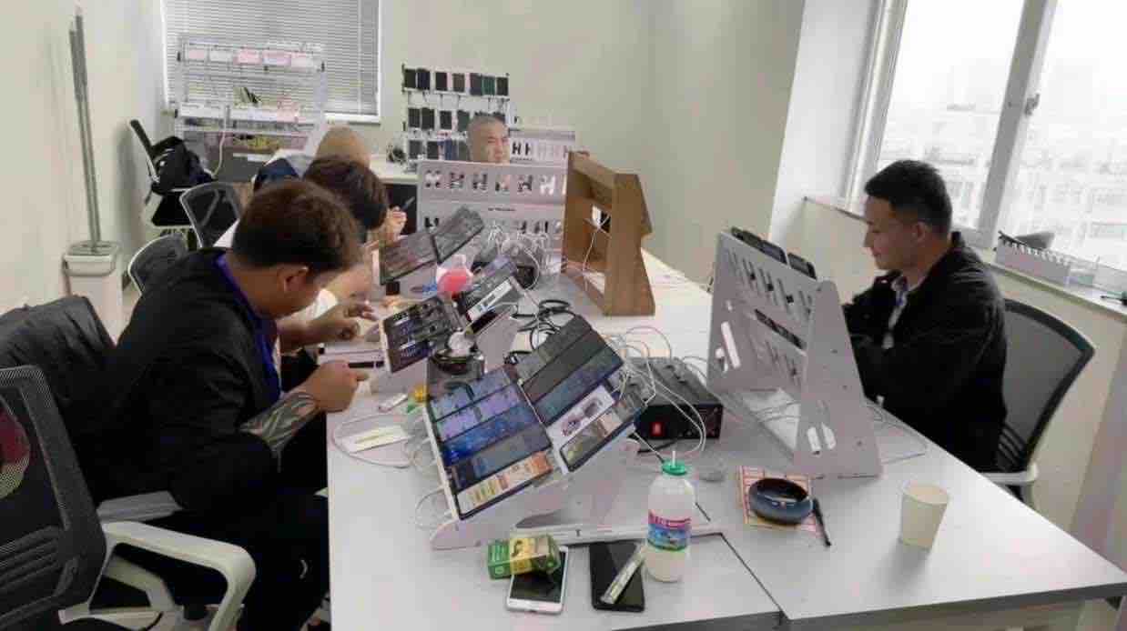 曾先生找合伙人广告浏览 AI手机*广告，收益日结，长久项目