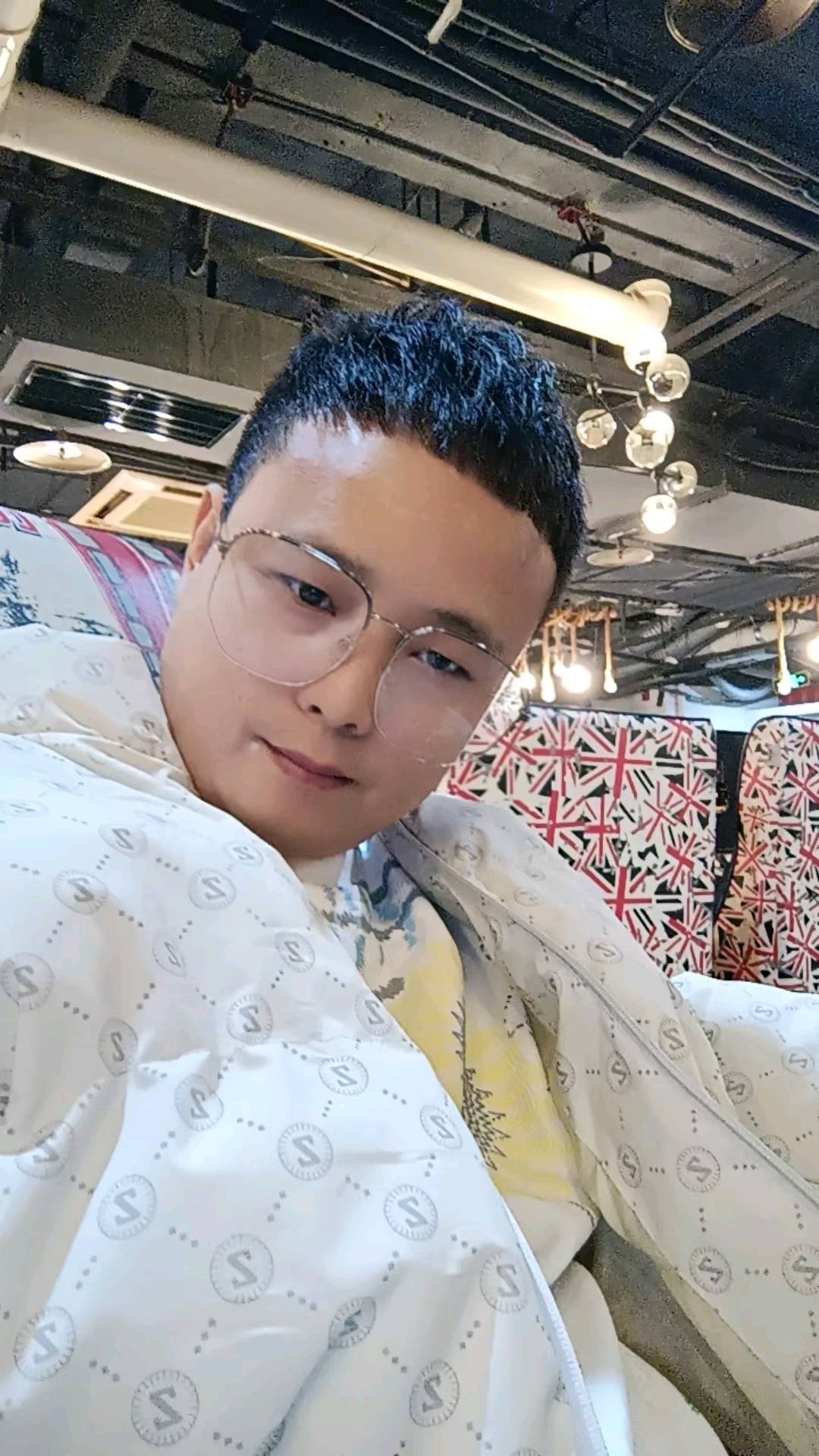 u客直谈实名认证张颜