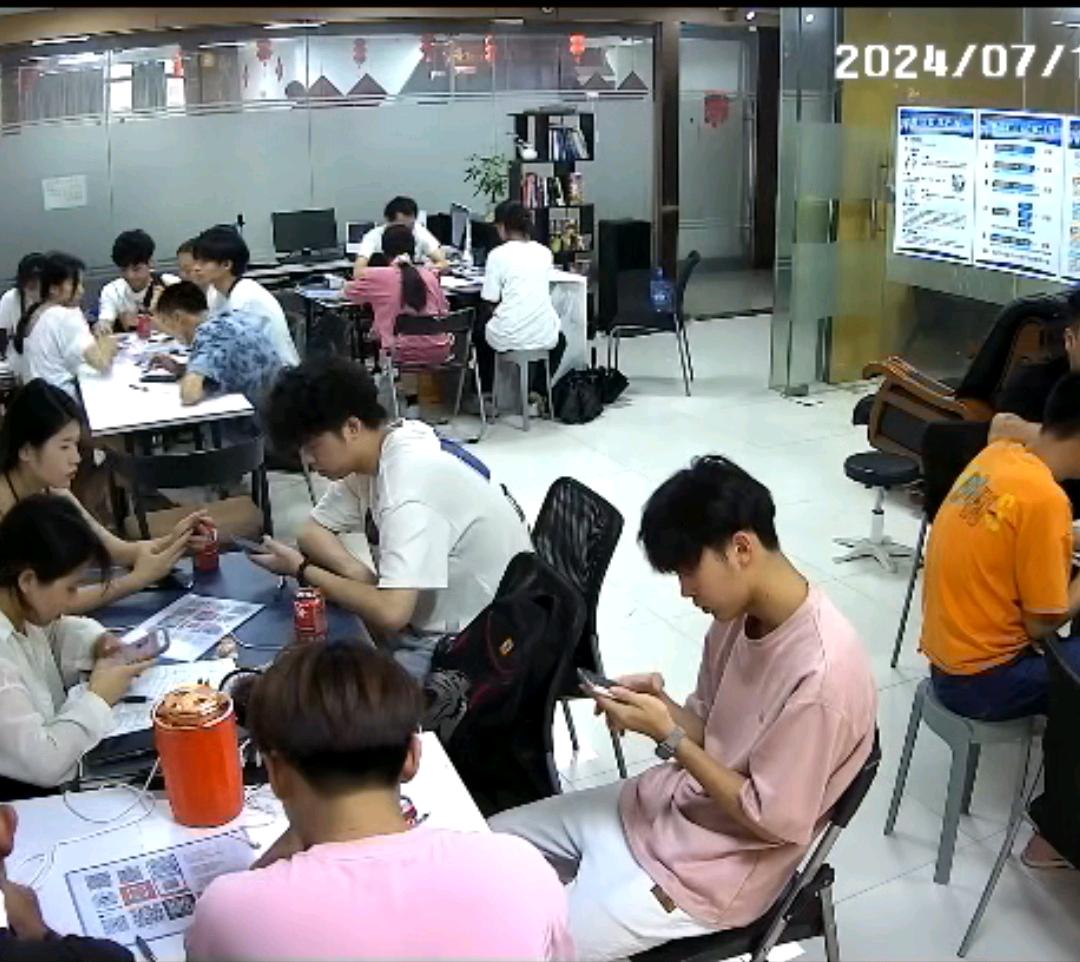 宋军淦找合伙人APP拉新工作室，零加盟费，零押金总之不要投资1分钱等挣到钱了再投扩大