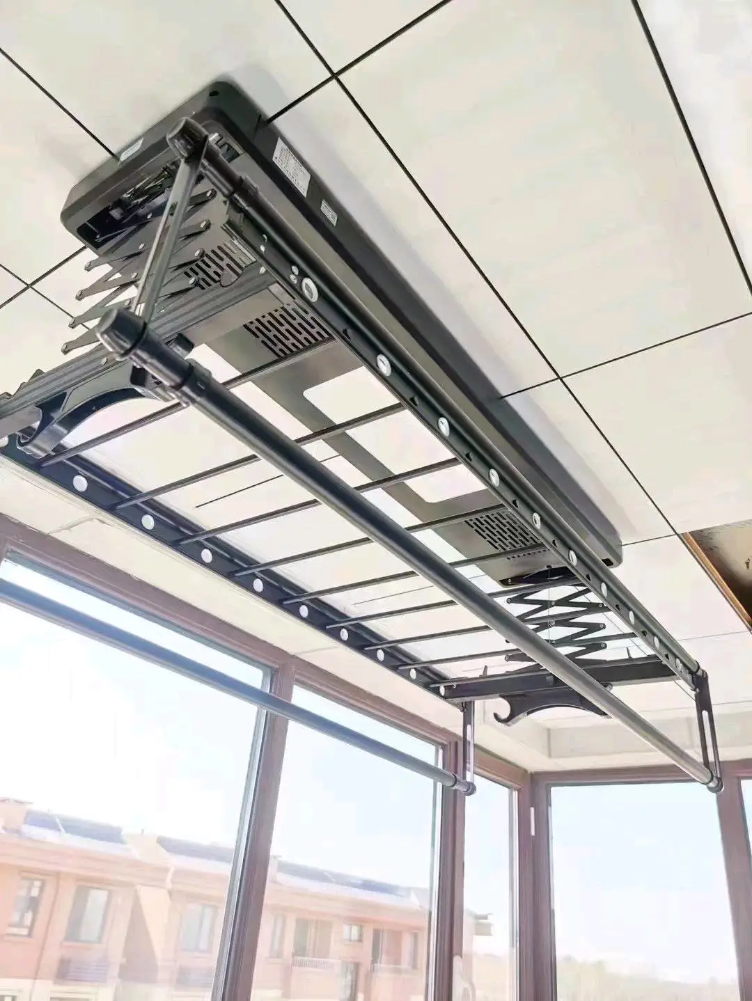 吴传春其他供需全国各地手工活外发,智能电动晾衣架组装