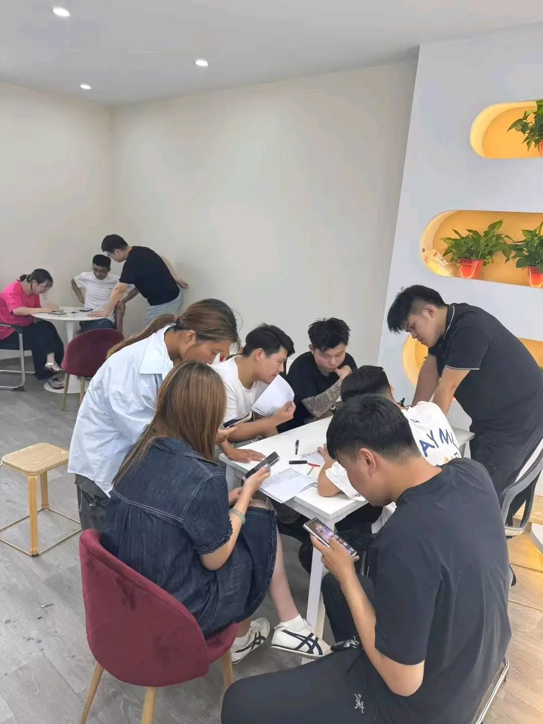 刘梦丹找合伙人提供APP拉新全渠道资源,单人日产值600+,诚寻执行力强合作伙伴