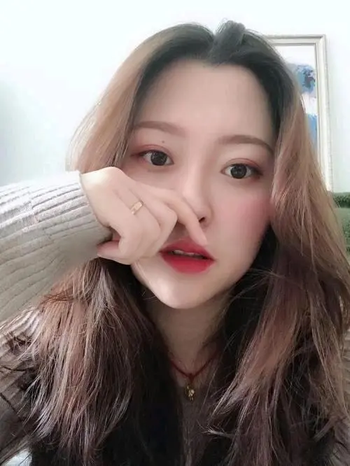 李女士