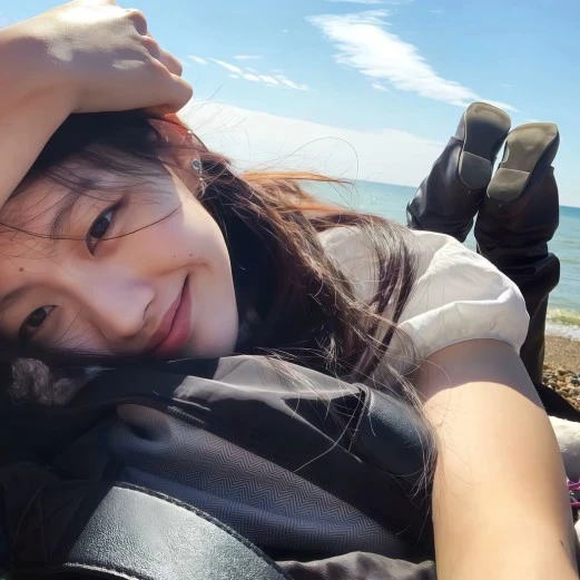 周妍