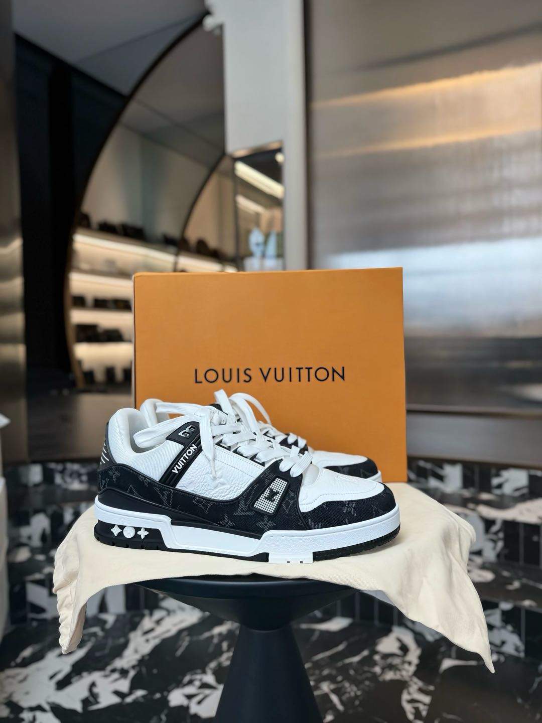 孔维哲莆田一手货源，市场上高版本货品，可一件代发，批发，对接工厂