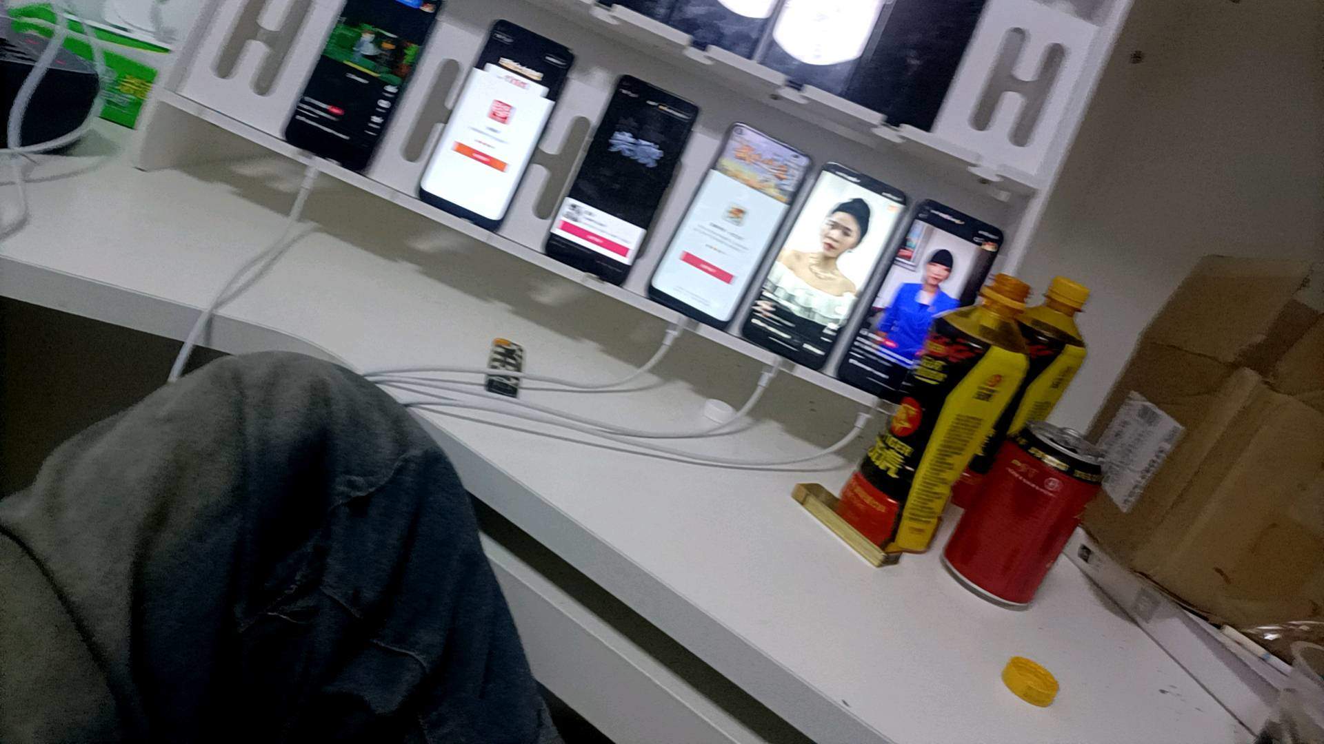 李衍硕其他供需广告商联盟，适合在家自己做的项目一人20个手机轻轻松松，