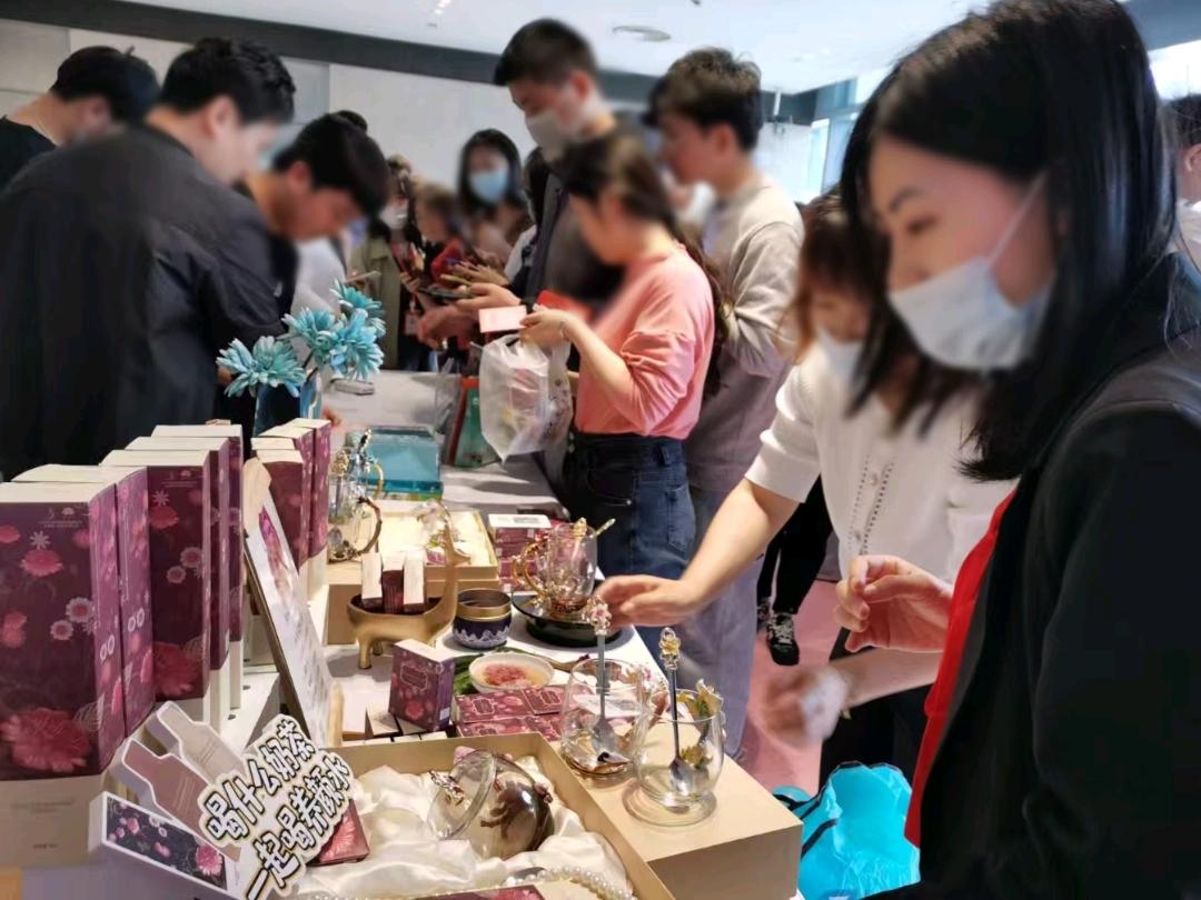 牛女士乙方信息上海集市活动，寻求品牌合作