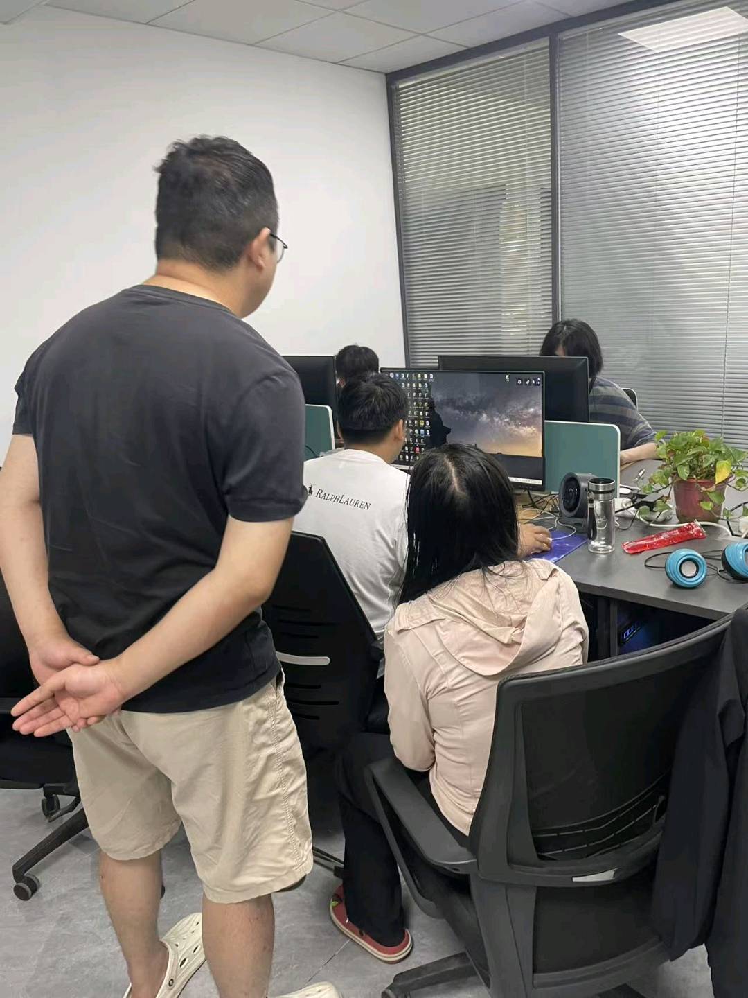 董先生找合伙人抖音创作者精选视频,通过视频剪辑做账号流量即可