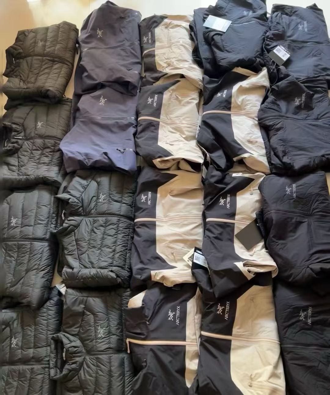 姜先生其他供需寻找副业合作，提供得物一对一私车项目，利润三七分，无门槛，项目不收费