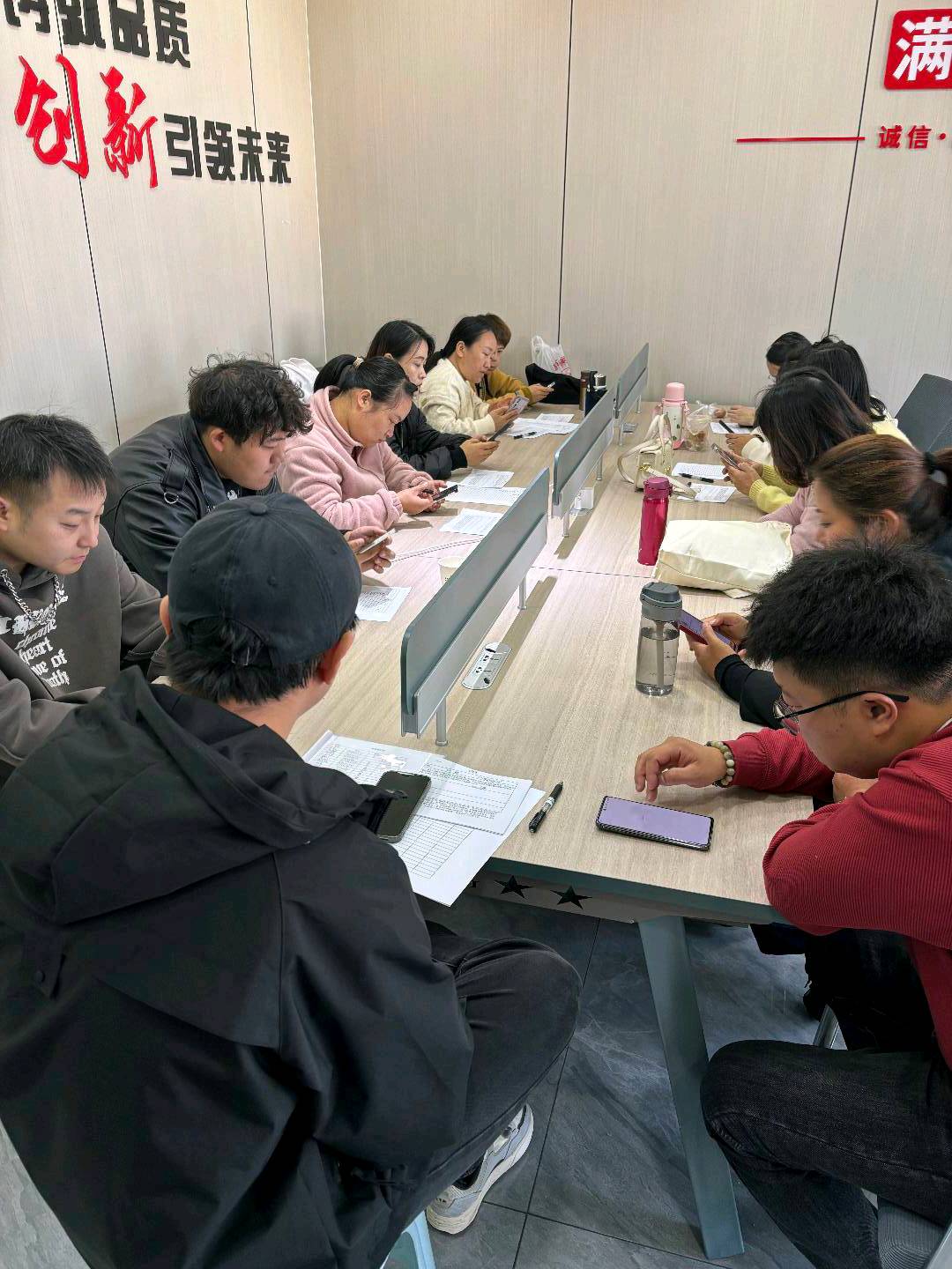 李继国超火APP拉新项目，全新玩法，源头渠道，高价，日结!低门槛合作分
