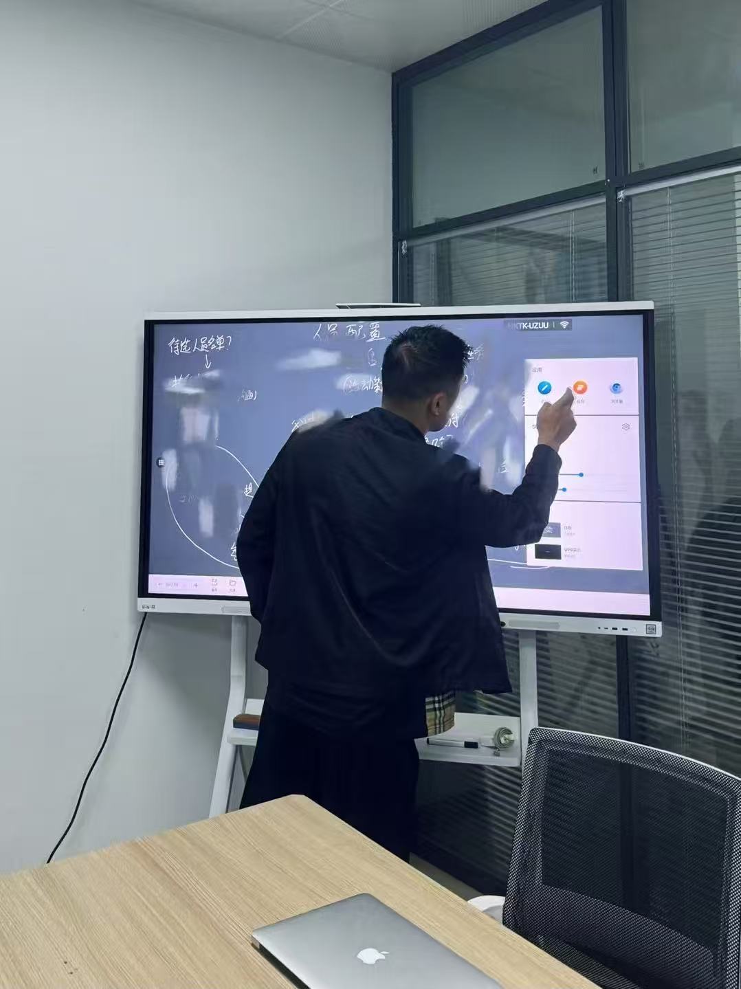 于先生其他供需全国线上运输信息差，一单一结，上手快，只需一部手机操作，长久项目！
