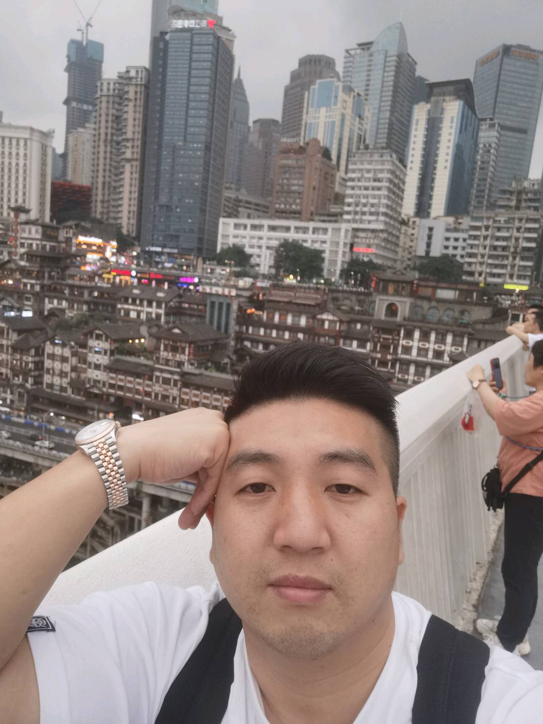 秦先生