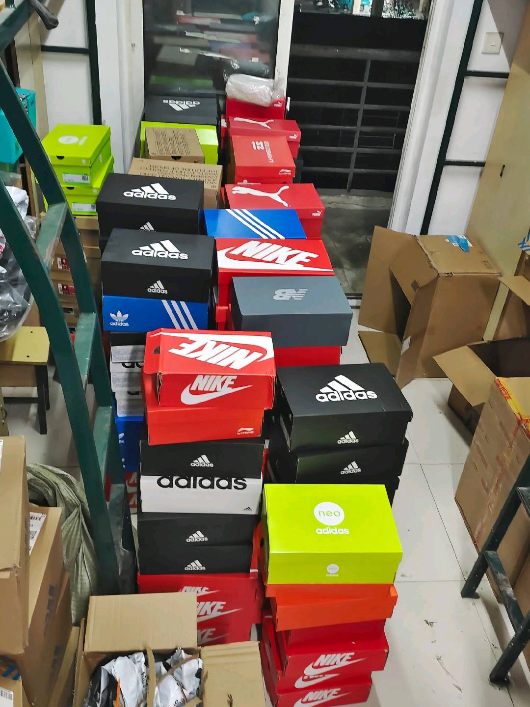 唐先生找合伙人得物搬砖私家车！每单利润五百左右，免费带，当天见收益