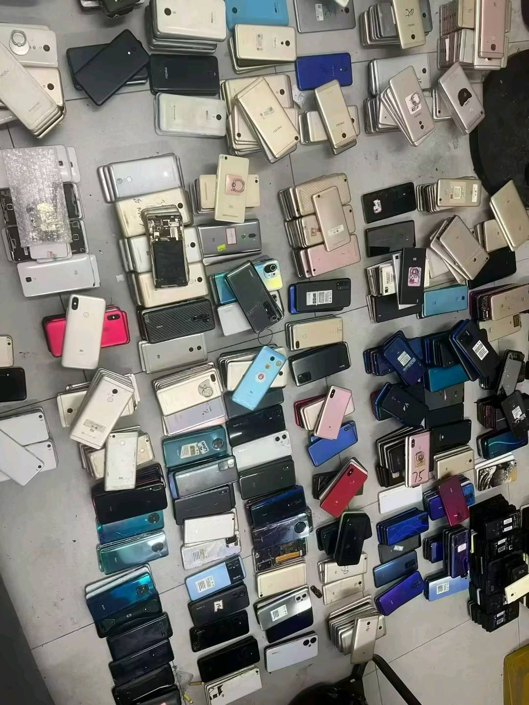 张先生报废手机高价回收