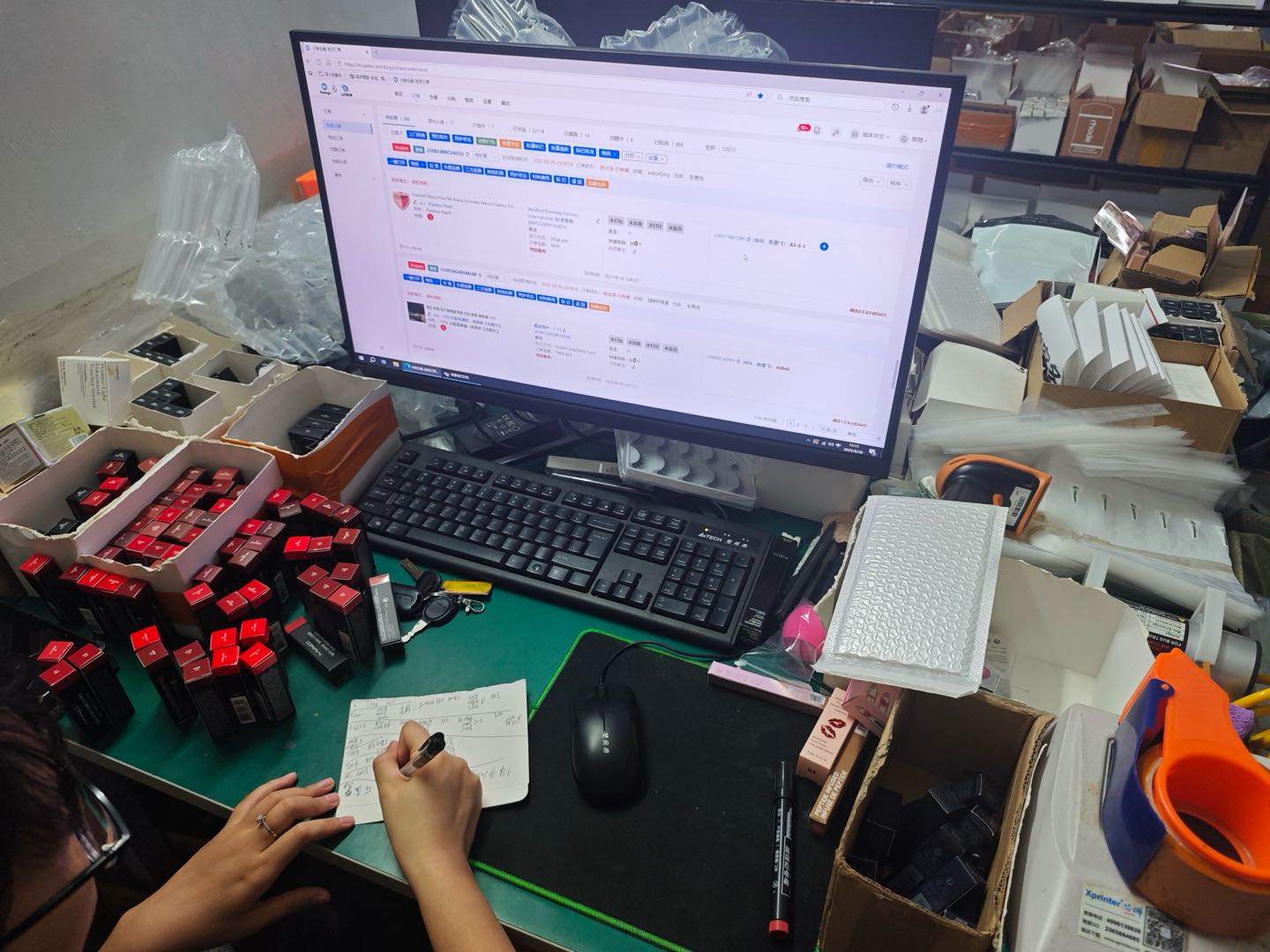 刘先生美客多跨境电商中转仓，小秘仓储，招募长期返佣推手