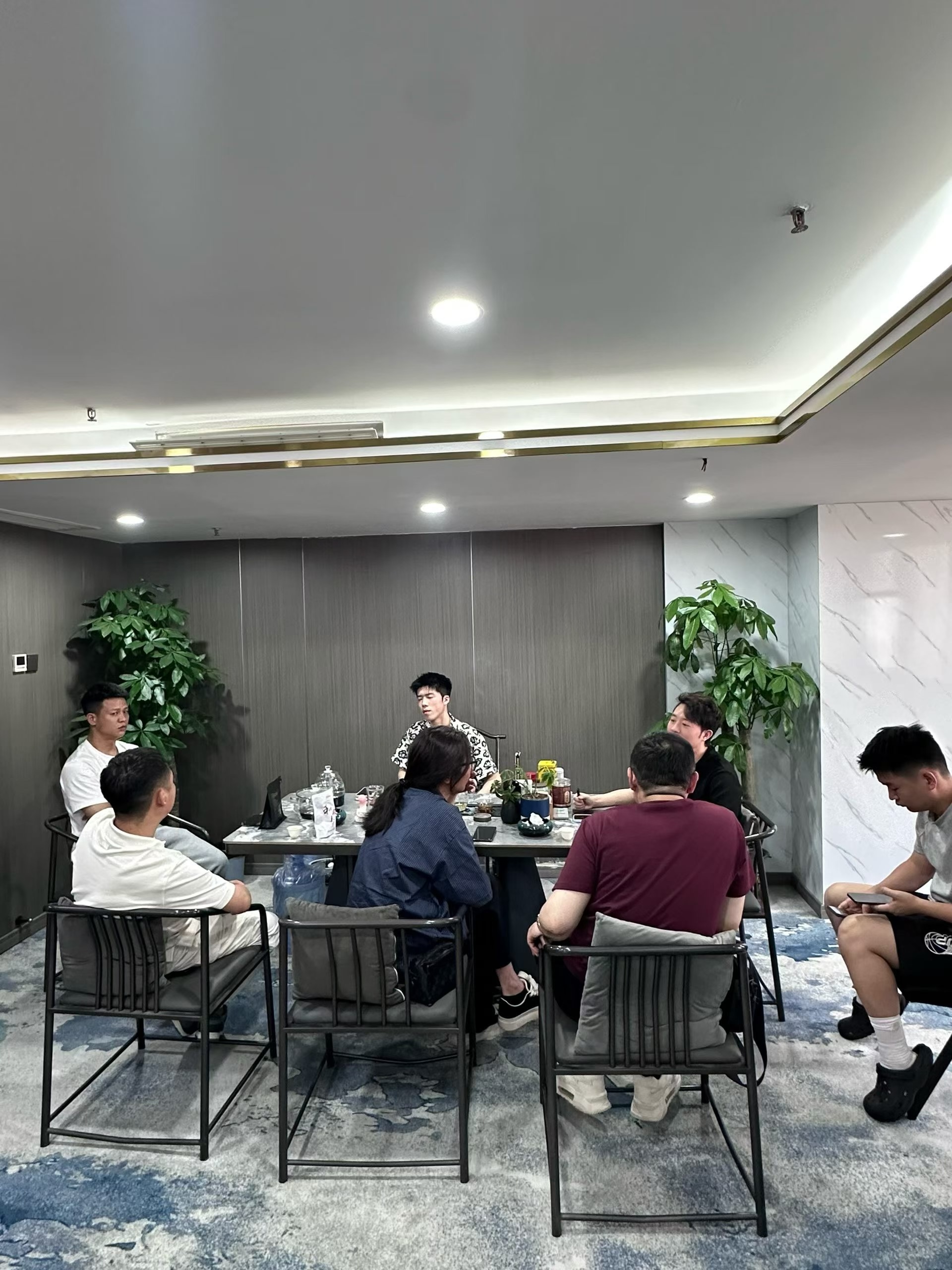 李先生找合伙人