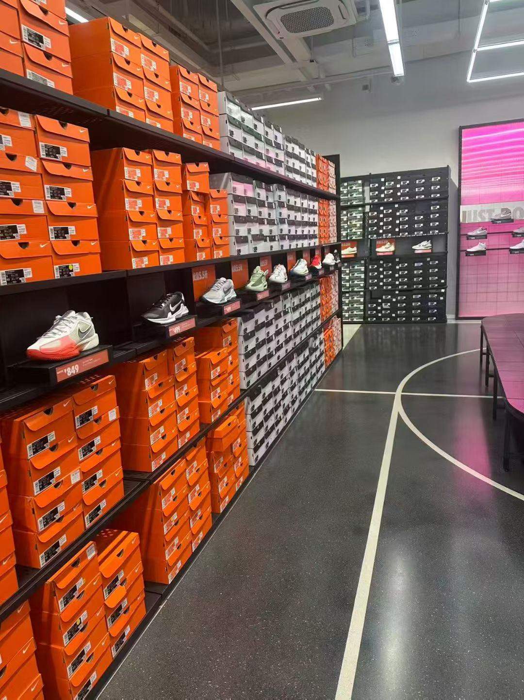 周先生其他供需得物搬砖