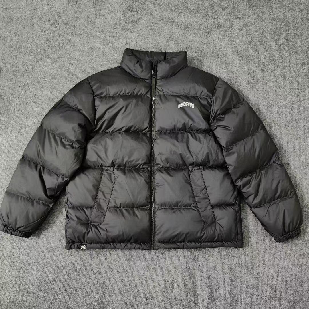 安先生提供球鞋 跑鞋 羽绒服