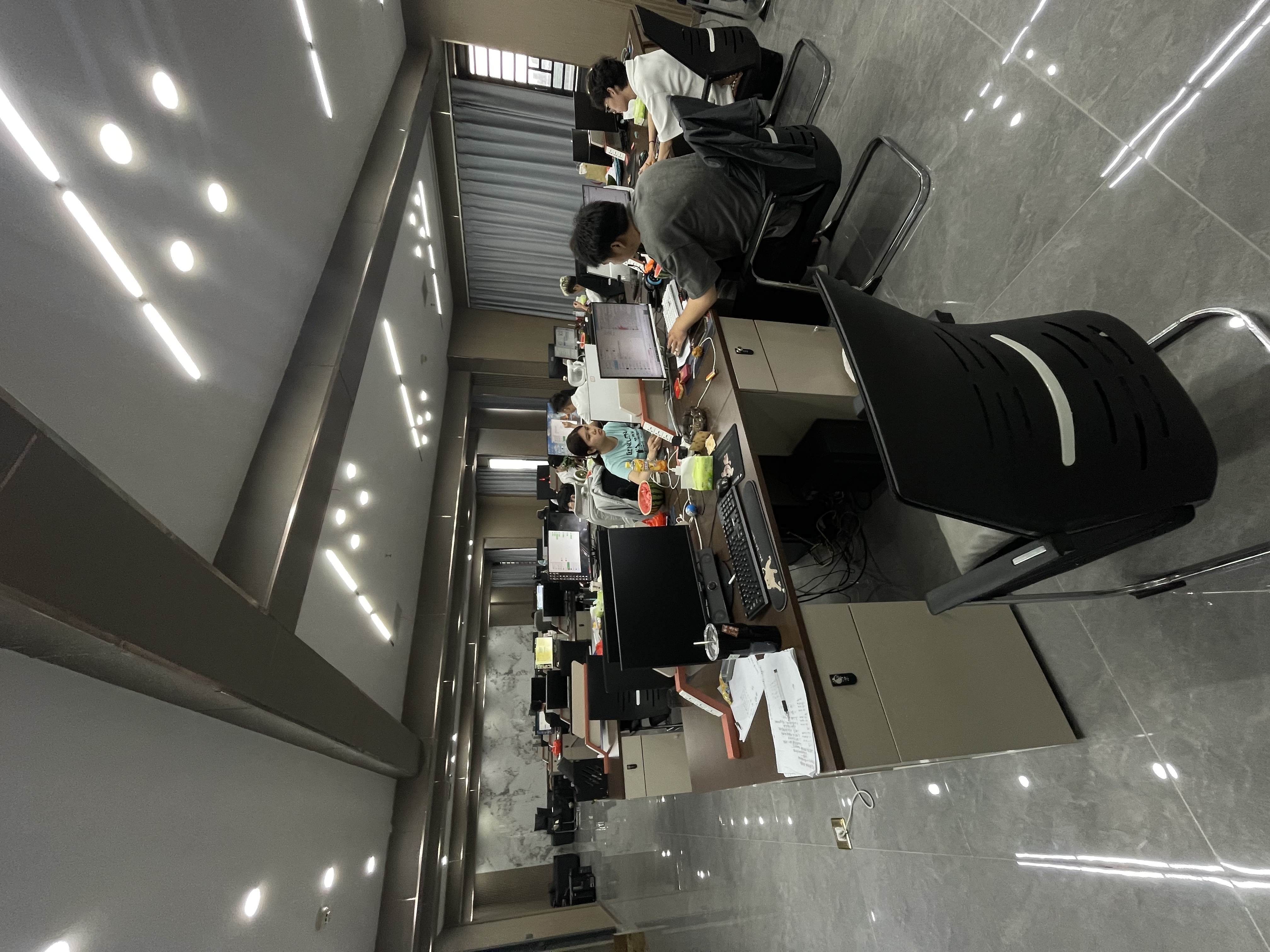 叶先生找合伙人ozon跨境合伙人，祭祀用品赛道，提供技术和货源，分我20%