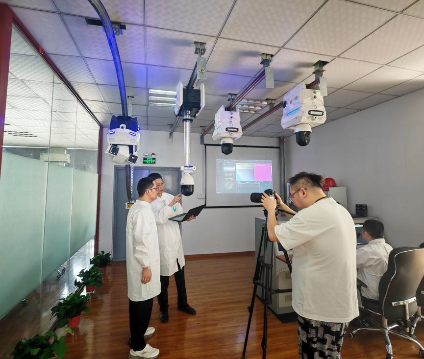 叶月琴品牌货源发源地智能巡检机器人，降本增效