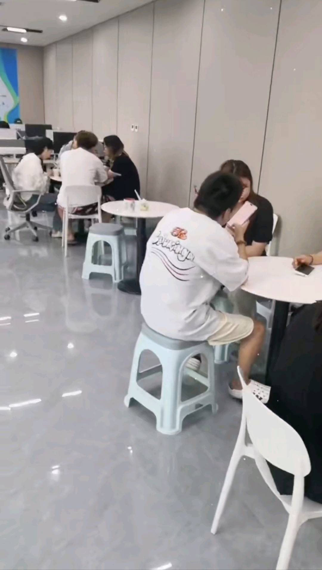 吴冠宇官方APP拉新整合渠道，均价20-35独立后台结算*
