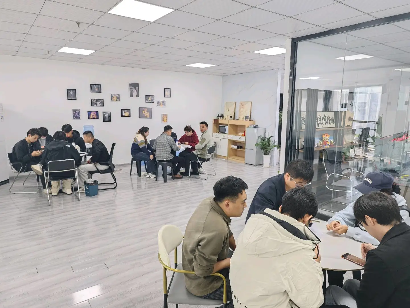 刘先生找合伙人APP拉新工作室一线工作室只收徒不加盟全程陪跑 佣金立返