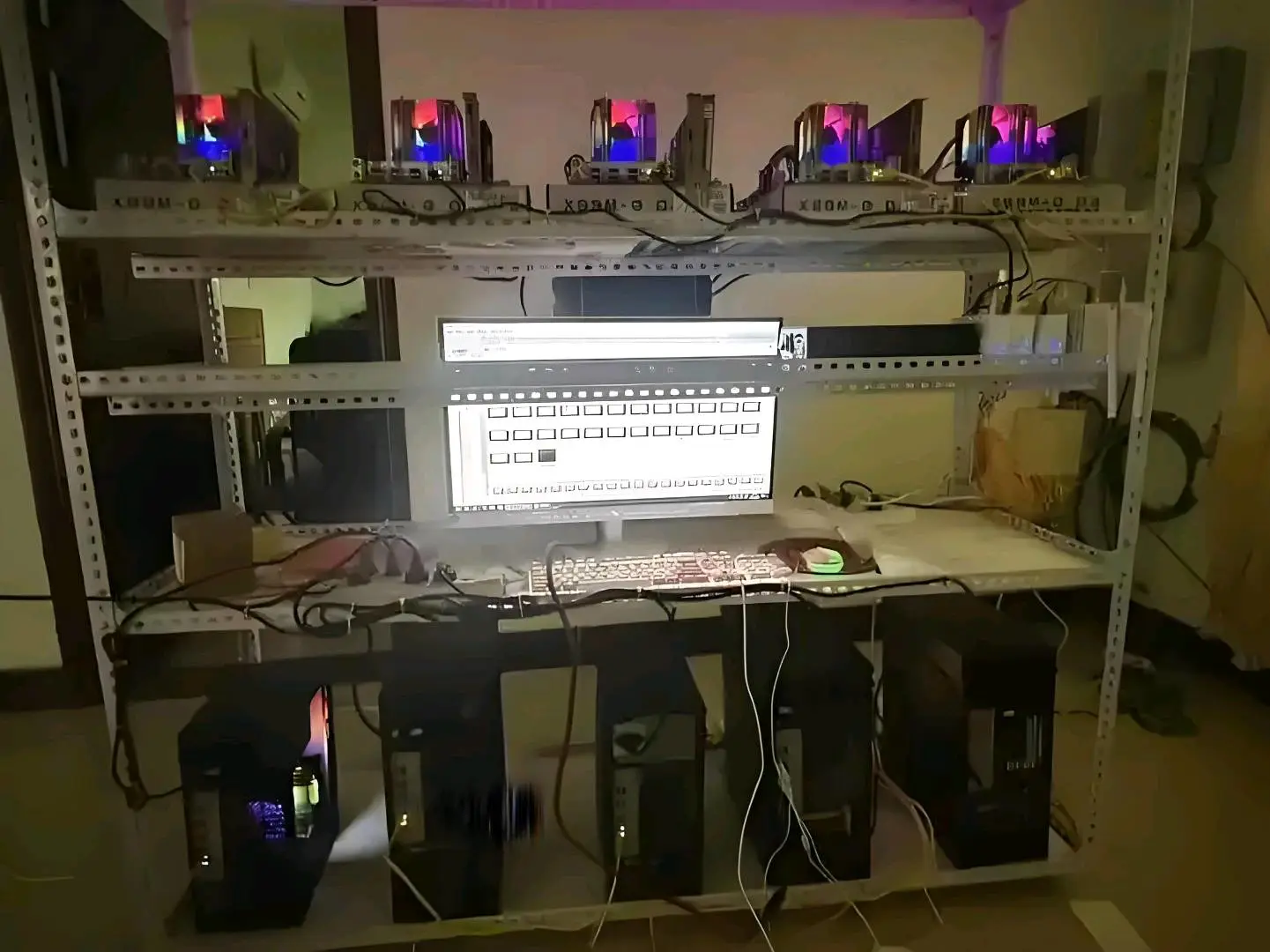 黄先生其他供需免人工自助捡金币,保底* 当天结算