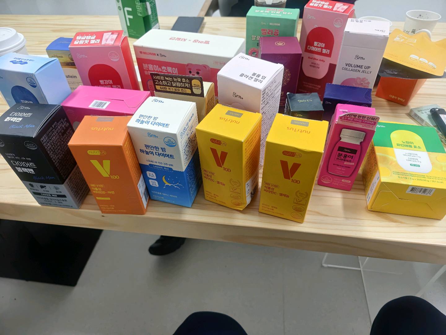 张铮品牌货源韩国国民品牌保健品,国内业务推广,运输直播带货KOL带货,纯佣模式