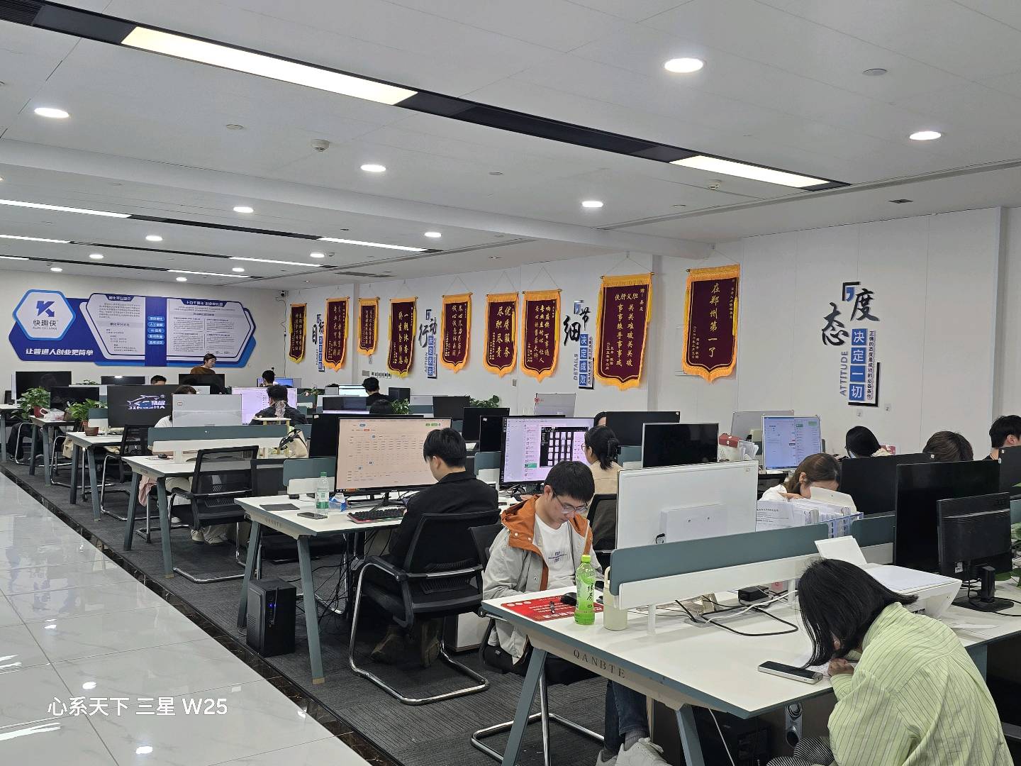 刘先生全国头部APP拉新一手渠道，方言录制，100元/h官方授权，当日结算!