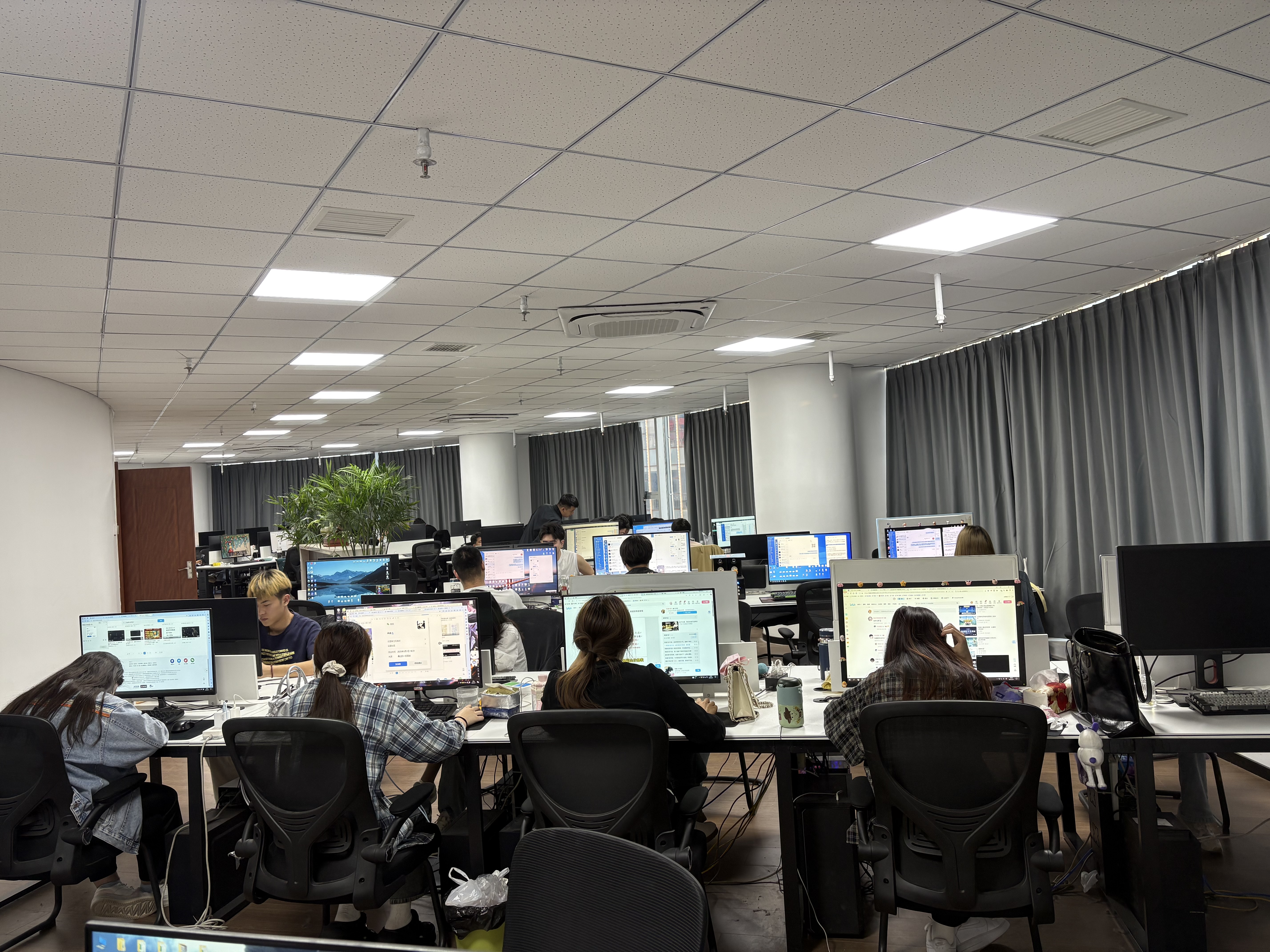 张琪其他供需多平台游戏代练合作招募，覆盖9款热门游戏，薪资可日结