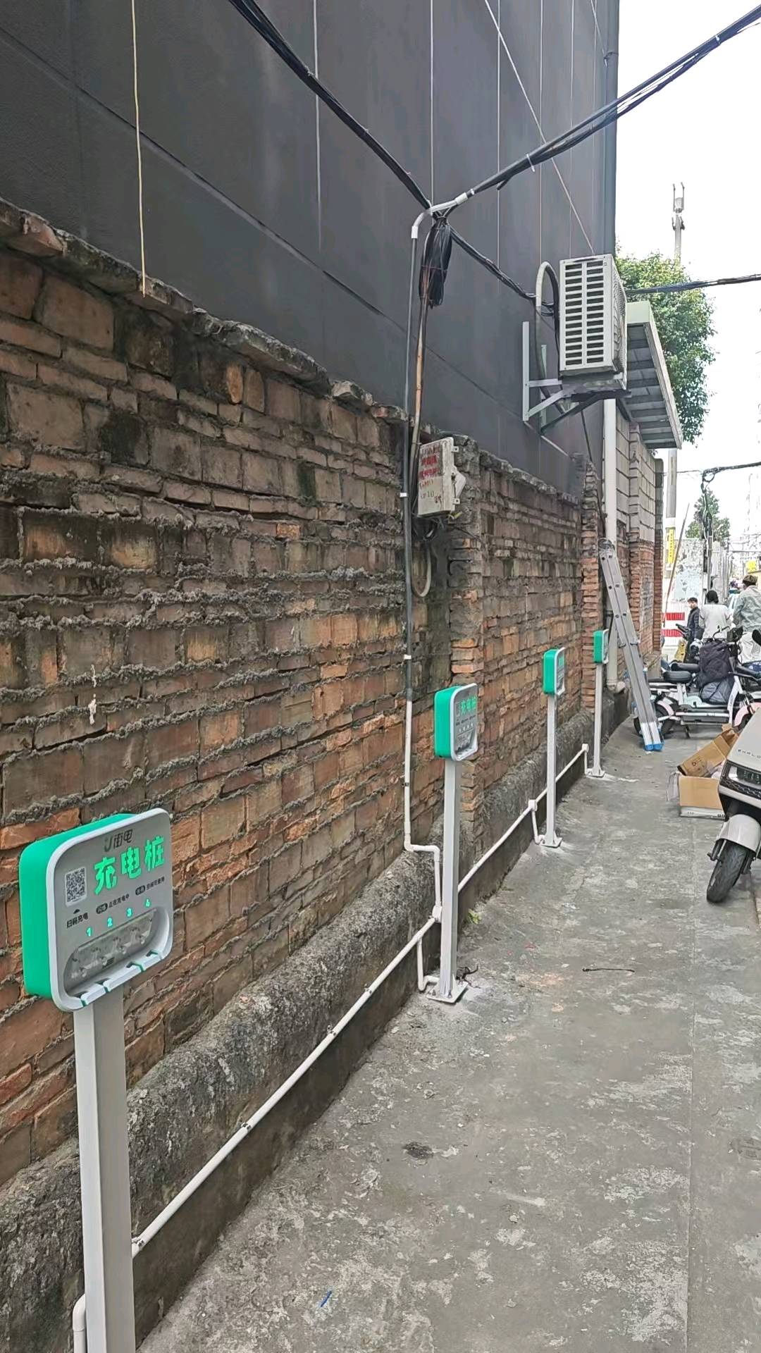 王昌军推广团队承接充电桩场地开发