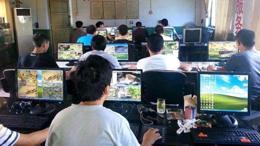 田先生一部手机就能赚钱的游戏项目，无加
盟费上车费，日结自提，稳定可靠！