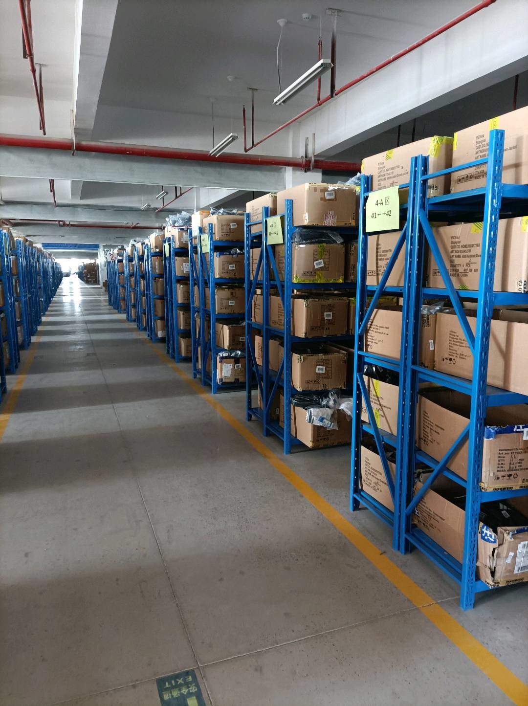 万静有做temu平台的耐克阿迪彪马斯凯奇等品牌的商家么