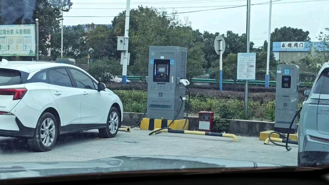 栗先生地推项目小型充电站全国招合伙人