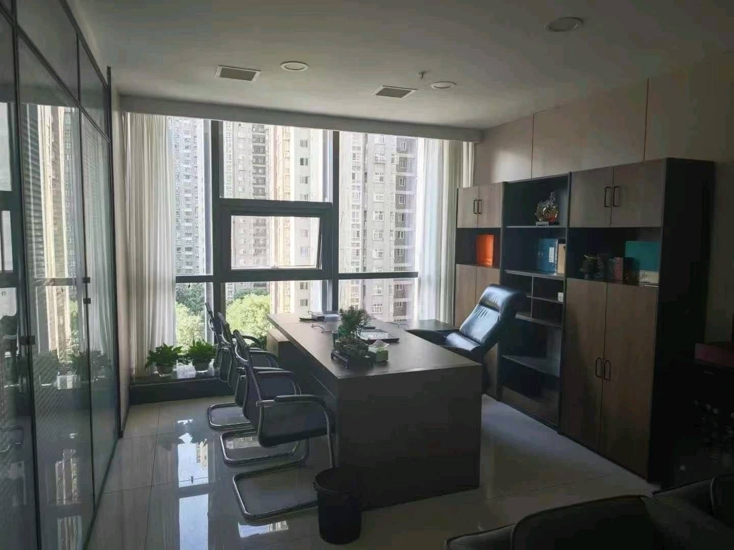 郑先生找合伙人