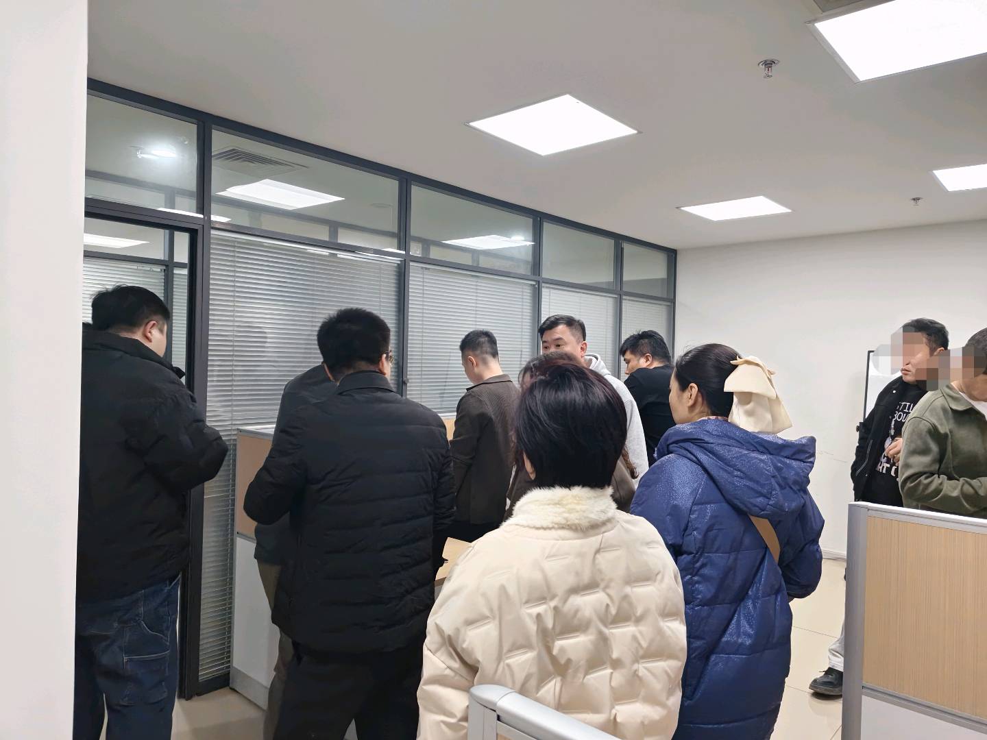 刘先生找合伙人AI云智播，支持考察，诚招代理，教运营教技术教营销，利润及高