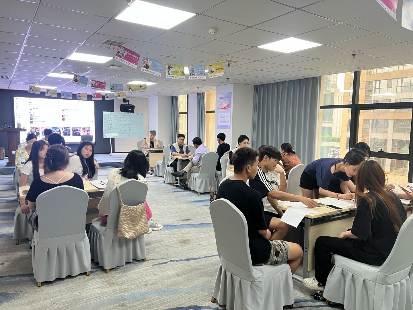 汪江辉找合伙人