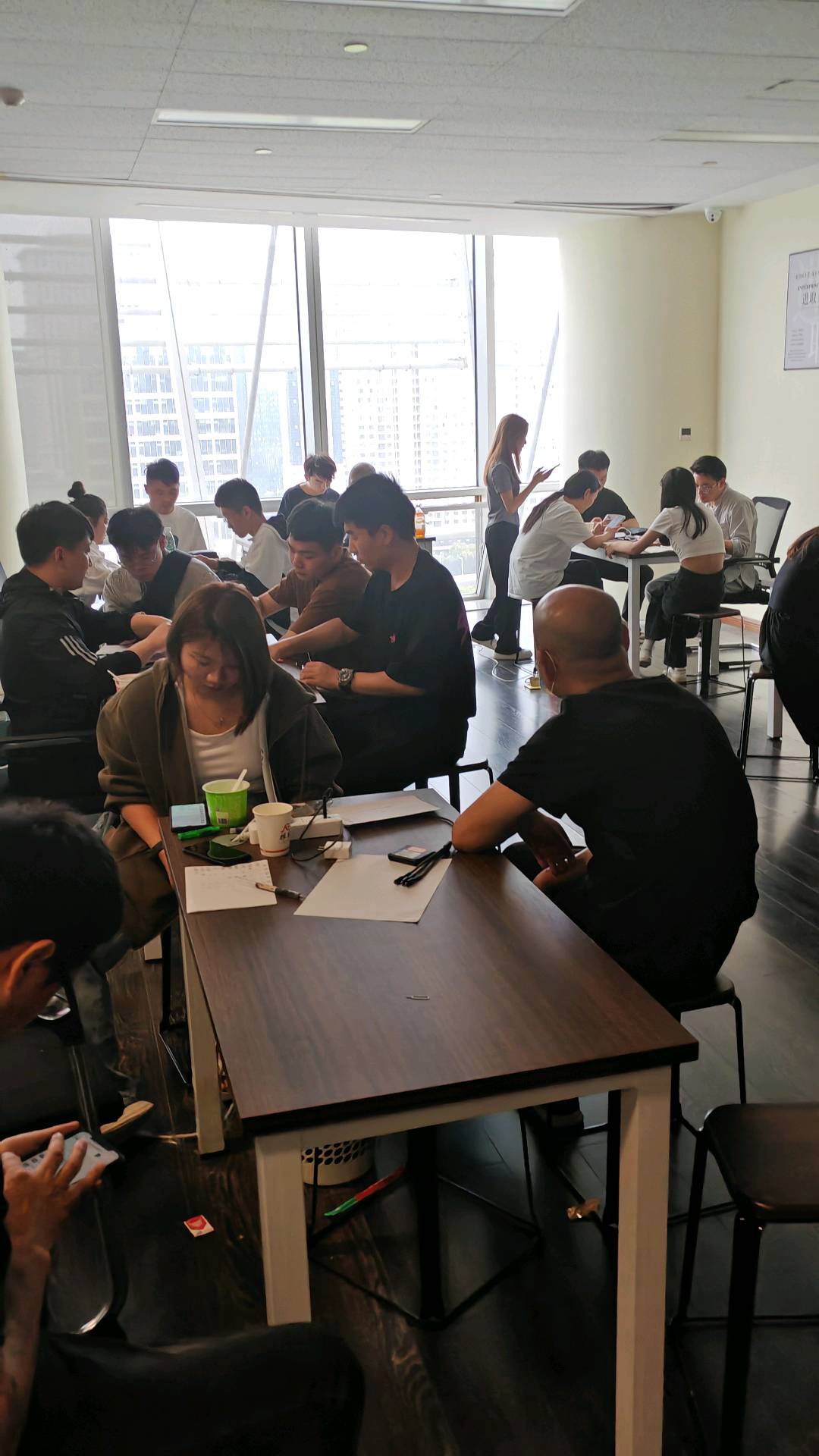 陈先生找合伙人APP拉新工作室招募合伙人
