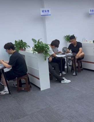李嘉乐找合伙人app拉新工作室一线工作室只收徒不加盟